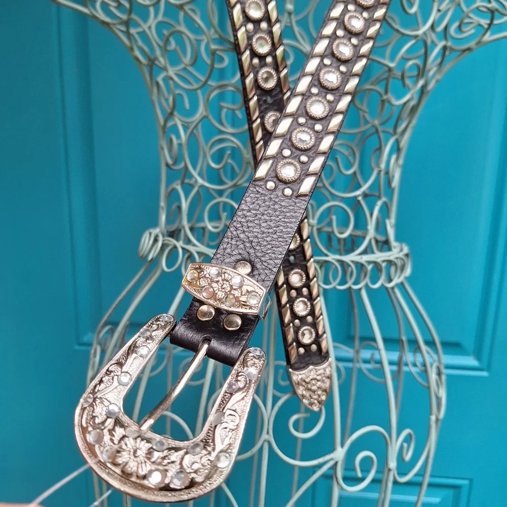 Studded Leather Belt Metal Rivets Silver Crystal Studs Womens italian Western - Picture 10 of 17